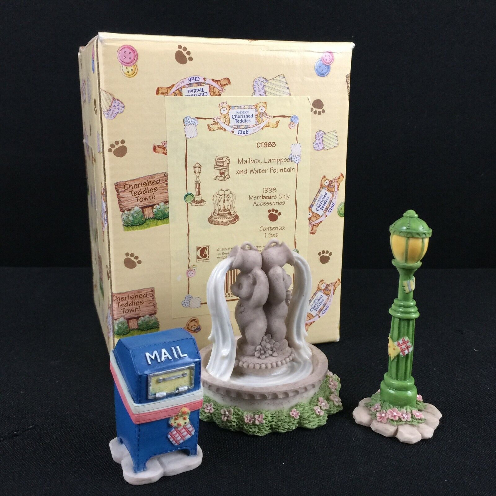 Cherished Teddies Figurine Mailbox Lamppost Water Fountain Enesco CT983 VTG 1998