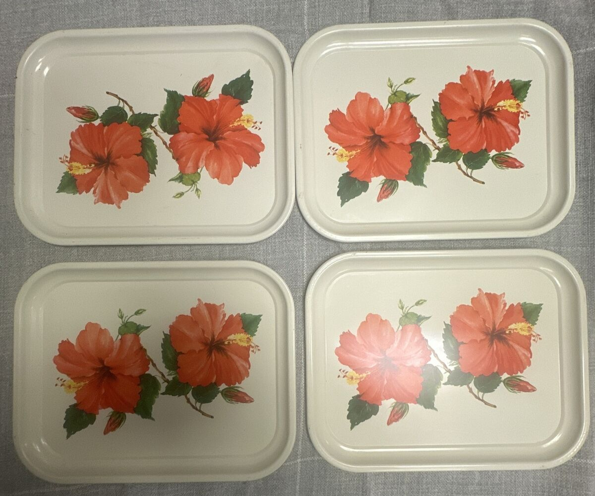 Set Of  4- 1950s Vintage Off White Metal TV Trays With Flowers Retro Mid Century
