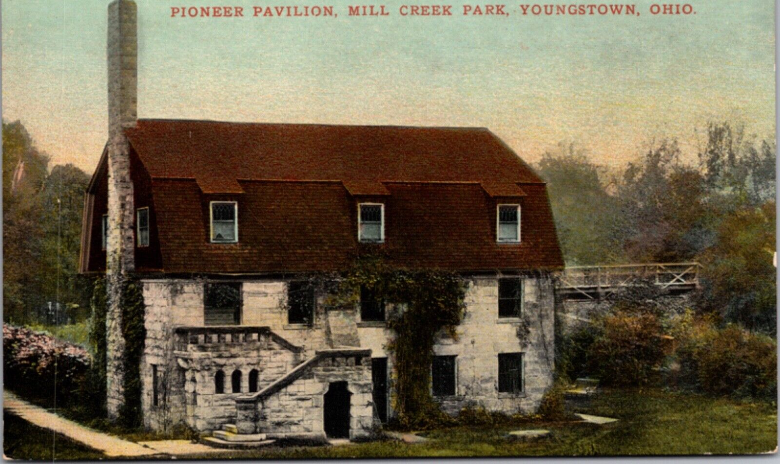 Postcard Pioneer Pavilion, Mill Creek Park in Youngstown, Ohio