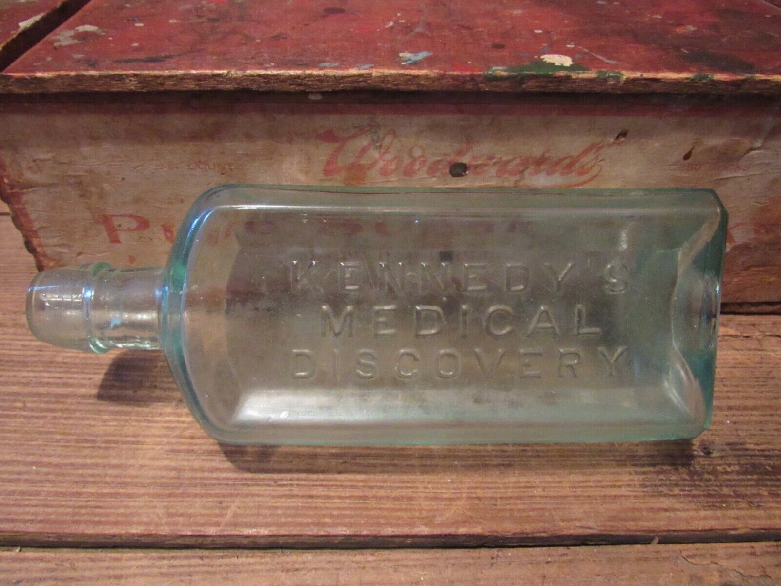 OPEN PONTIL DR.KENNEDY'S MEDICAL DISCOVERY ROXBURY,MASS 1800s CRUDE MED BOTTLE