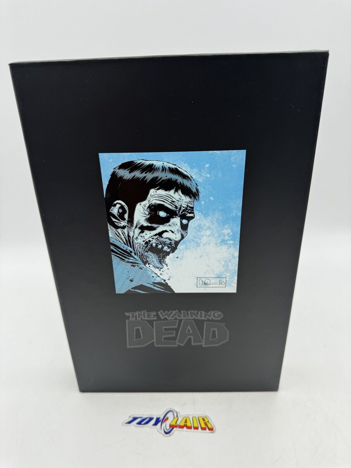 The Walking Dead Deluxe Hardcover Omnibus Volume 3