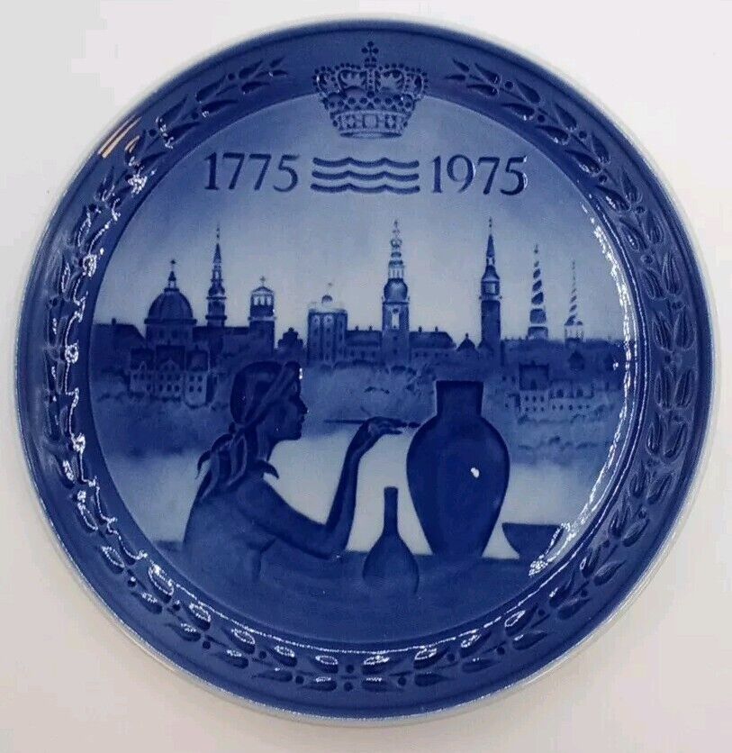 Royal Copenhagen Plate 1975 “Bicentenary” 7 Inch Plate, Still in Box