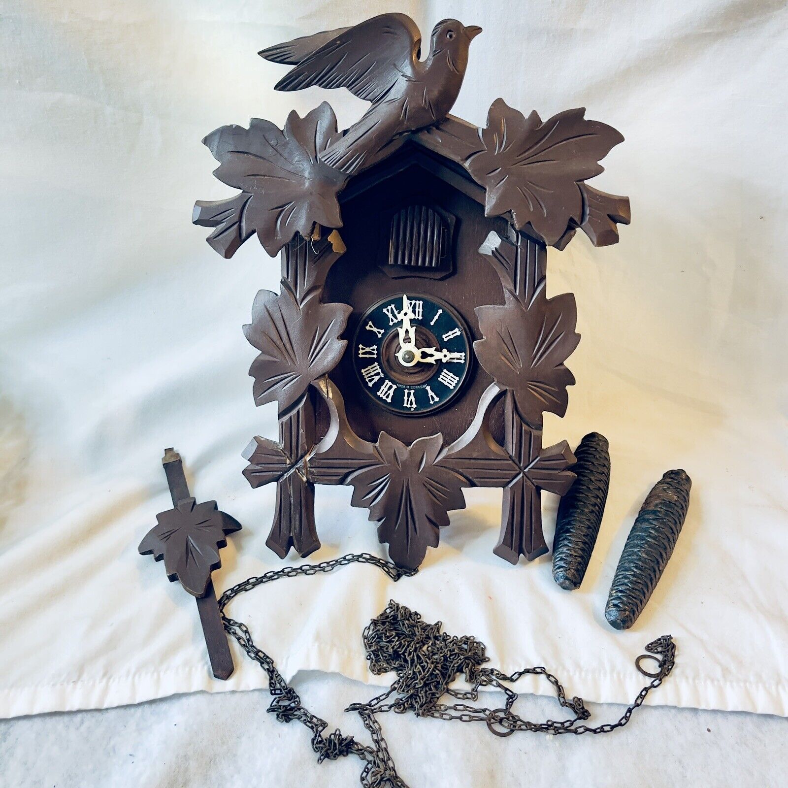 VTG Black Forest Cuckoo Clock Germany Bird Topper 1940’s