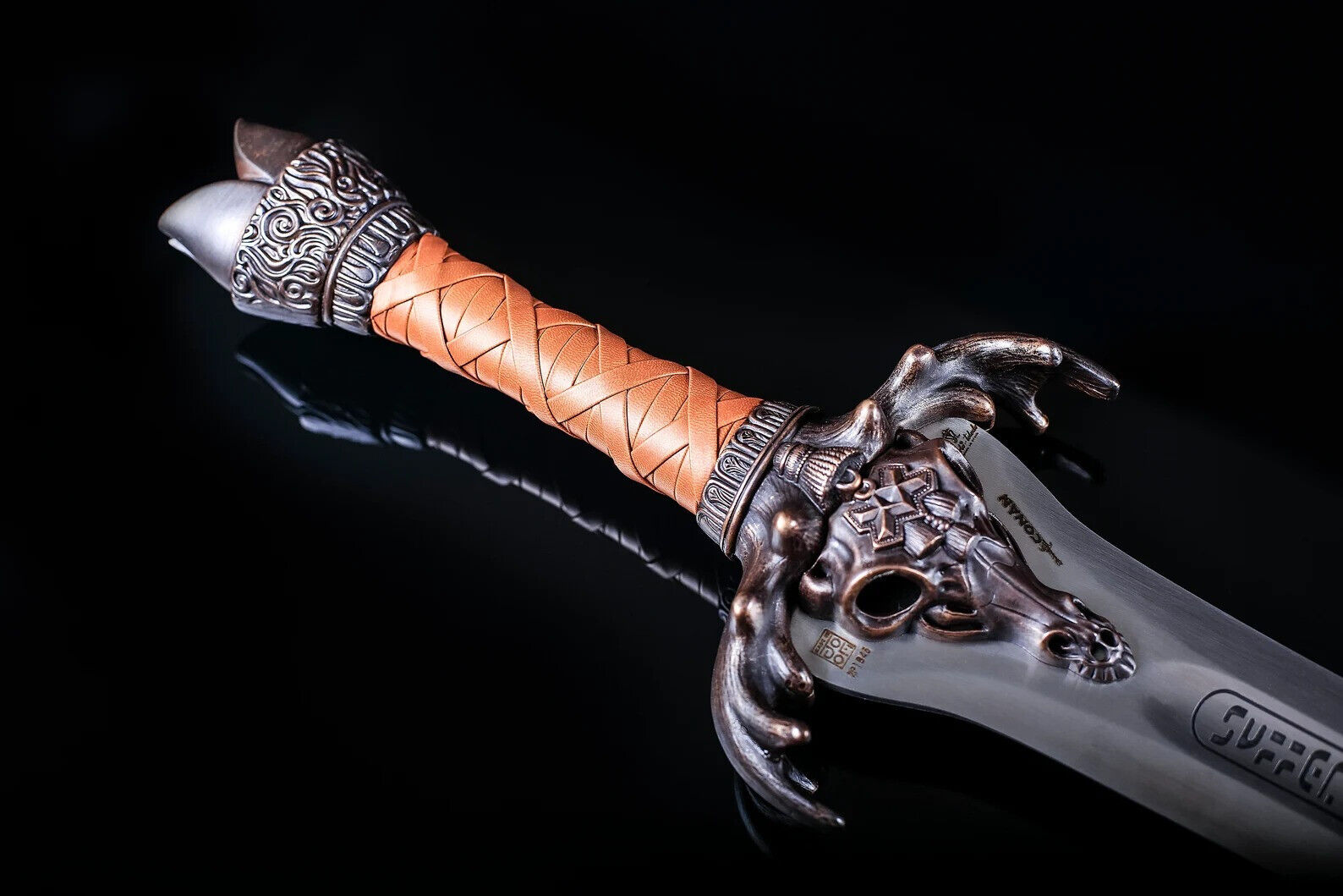 Conan the Barbarian Father's Sword Replica with Wall Plaque -Collector's Edition