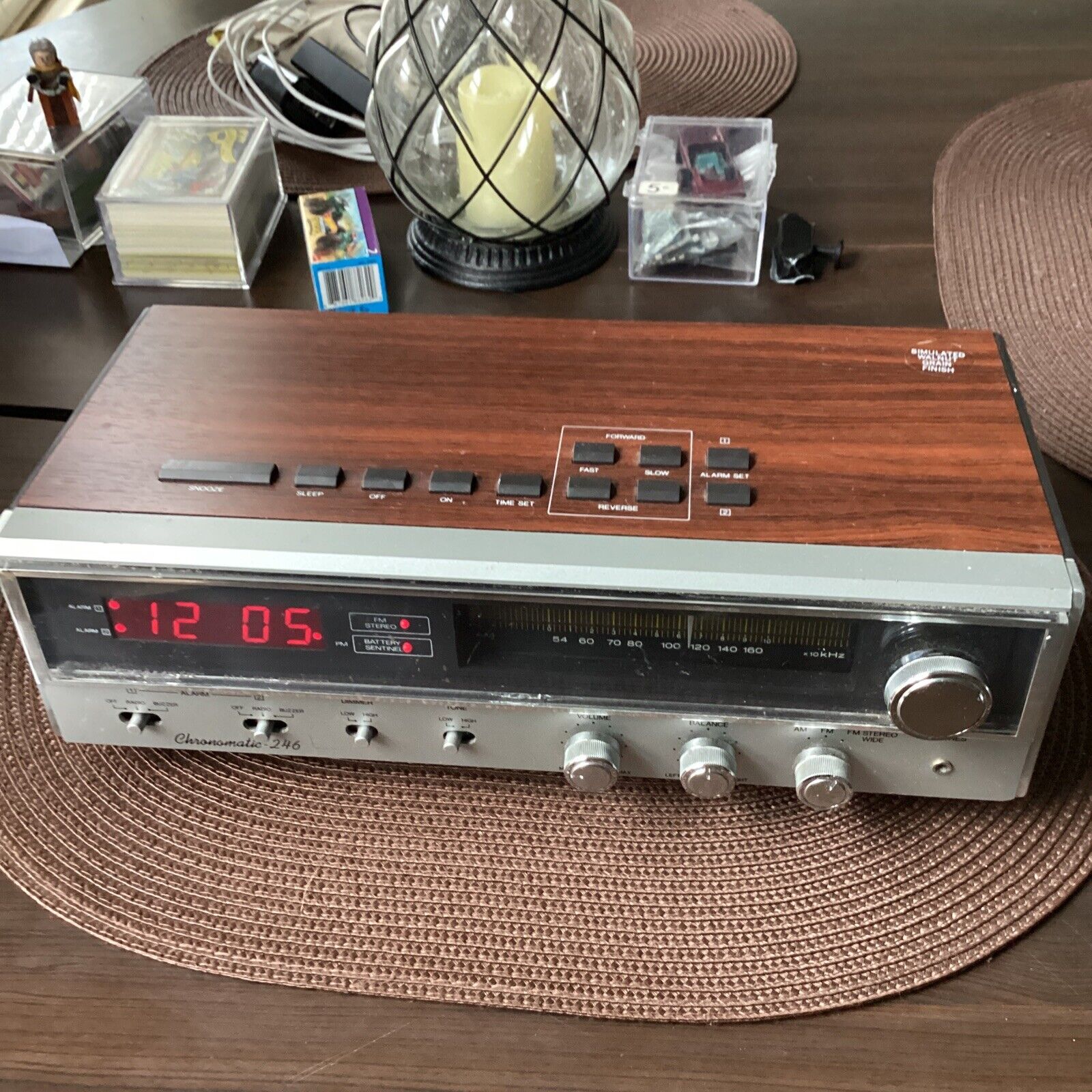 Realistic Chronomatic 246 AM/FM Stereo Alarm # 12-1553 Silver Wood Grain Radio