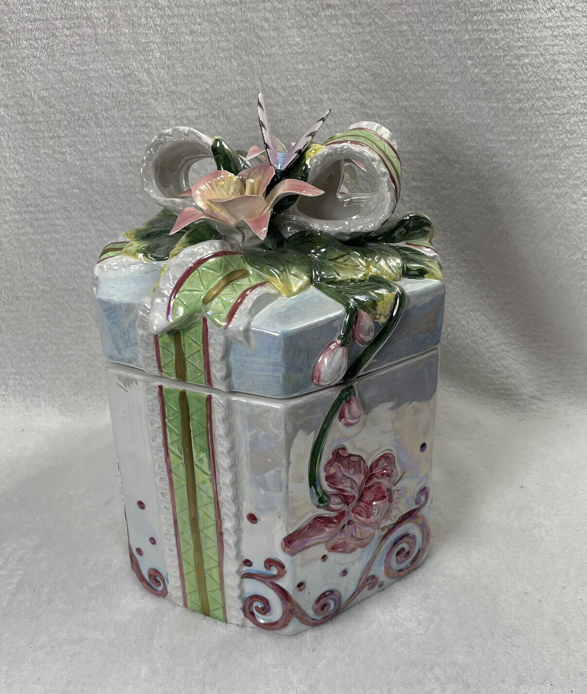 International Art Ceramic Floral Gift Wrapped Present with Ribbon Cookie Jar