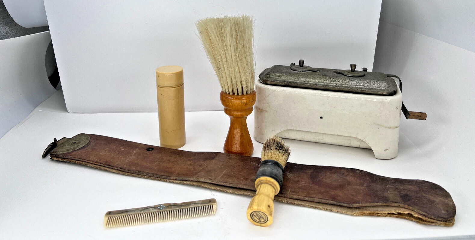 Antique Barber Equipment 2 side leather Strop steam tray 2 shaving brushes comb