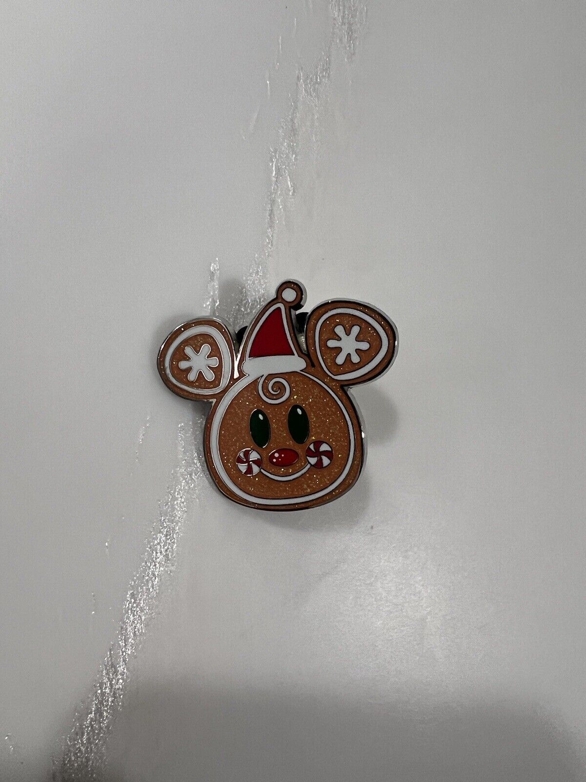 2020 Disney Parks Christmas Holiday Santa Mickey Gingerbread Cookie Pin