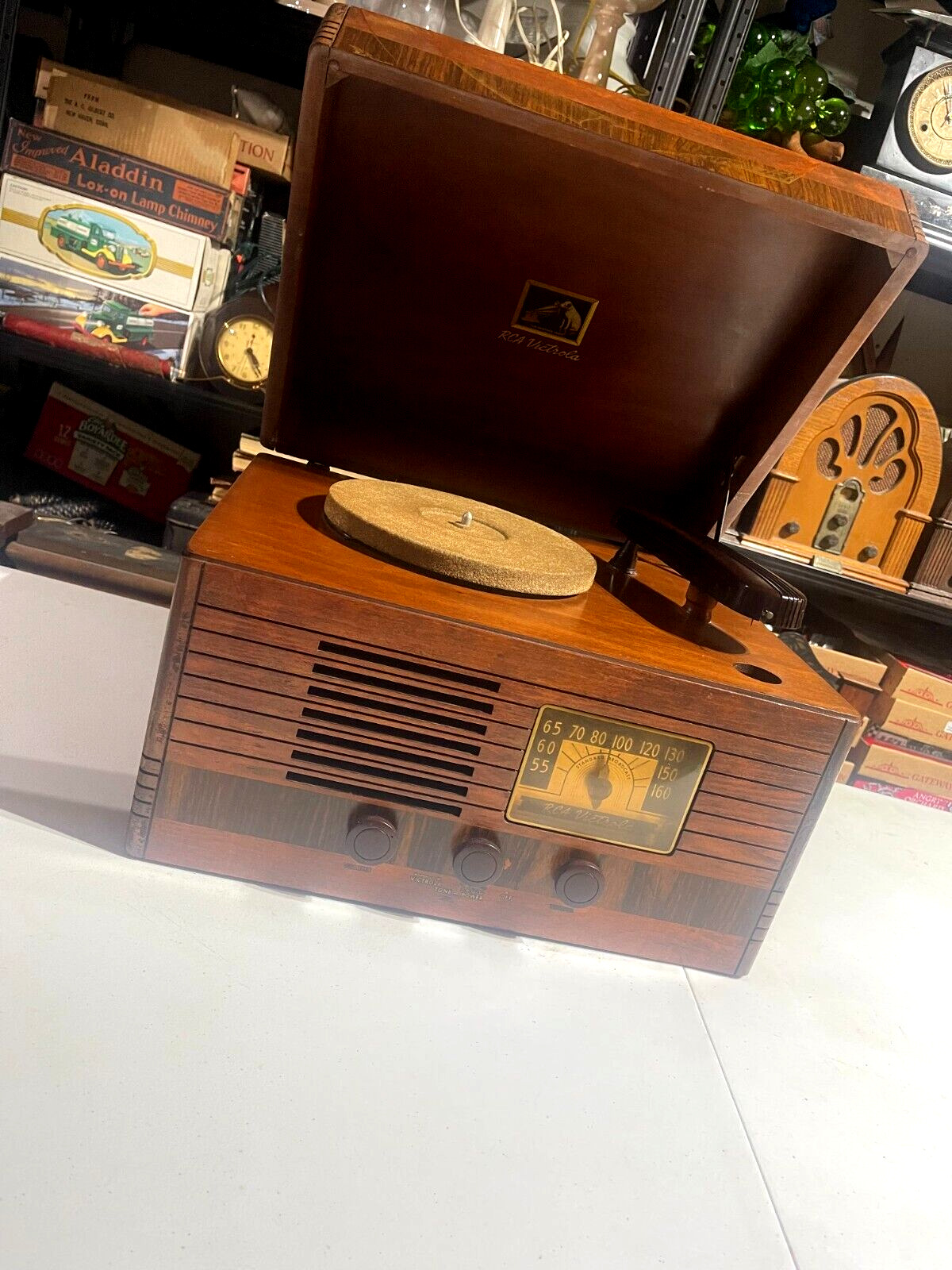 RCA Victor Victrola Model V-100 Tube Radio/Record Player
