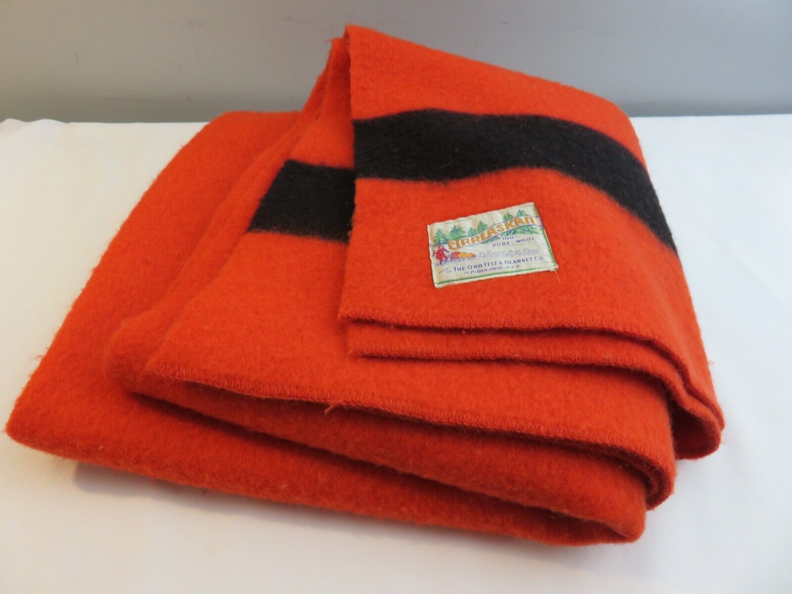 Orrlaskan 100% Wool Orr Felt & Blanket Red Black Strip 75 x 81 great cond.