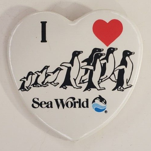 Vintage 1987 Sea World  I Heart Penguins Heart Shaped Pinback Button