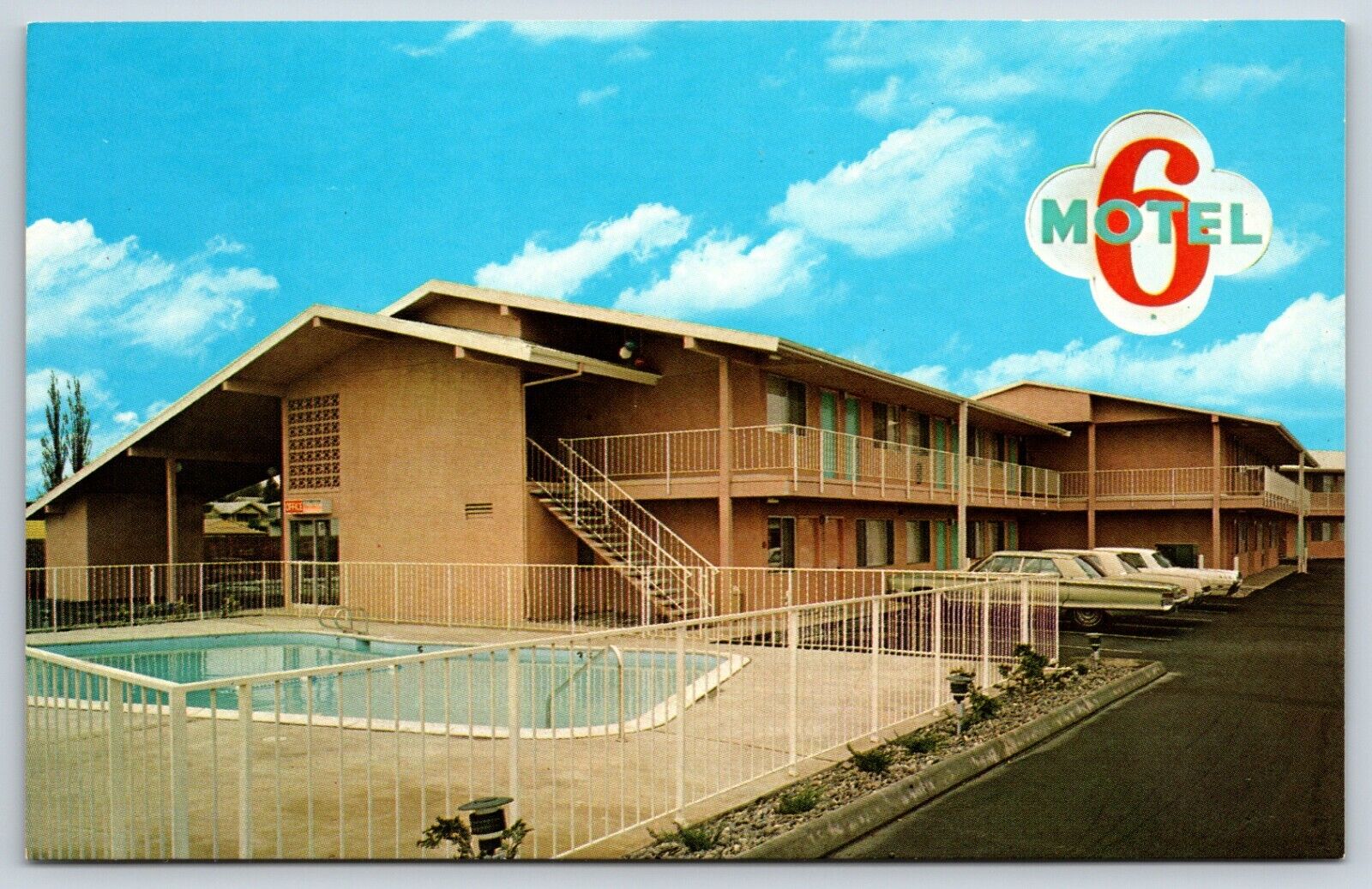 Postcard Motel 6, Portland, Oregon Unposted