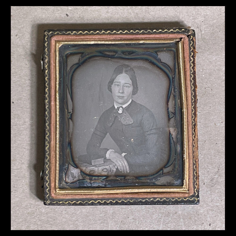 Antique 1/6th Plate Daguerreotype Woman Cameo Brooch and Book