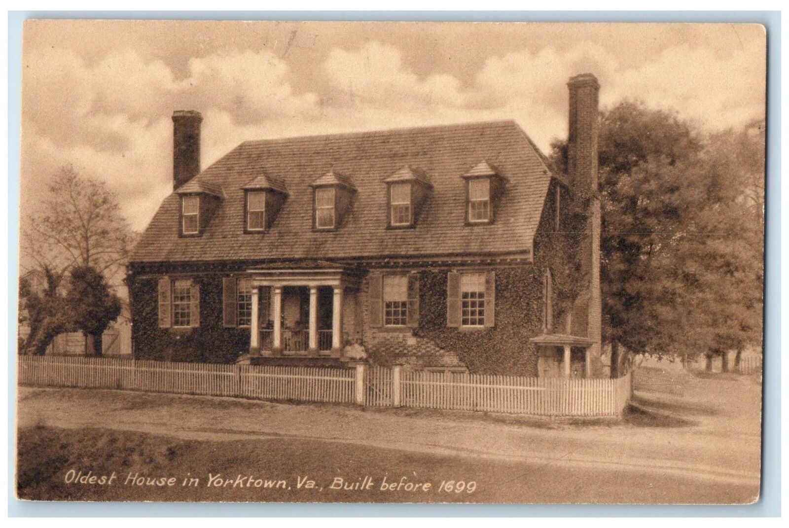 c1950\'s Oldest House Built Before 1699 Yorktown Virginia VA Unposted Postcard
