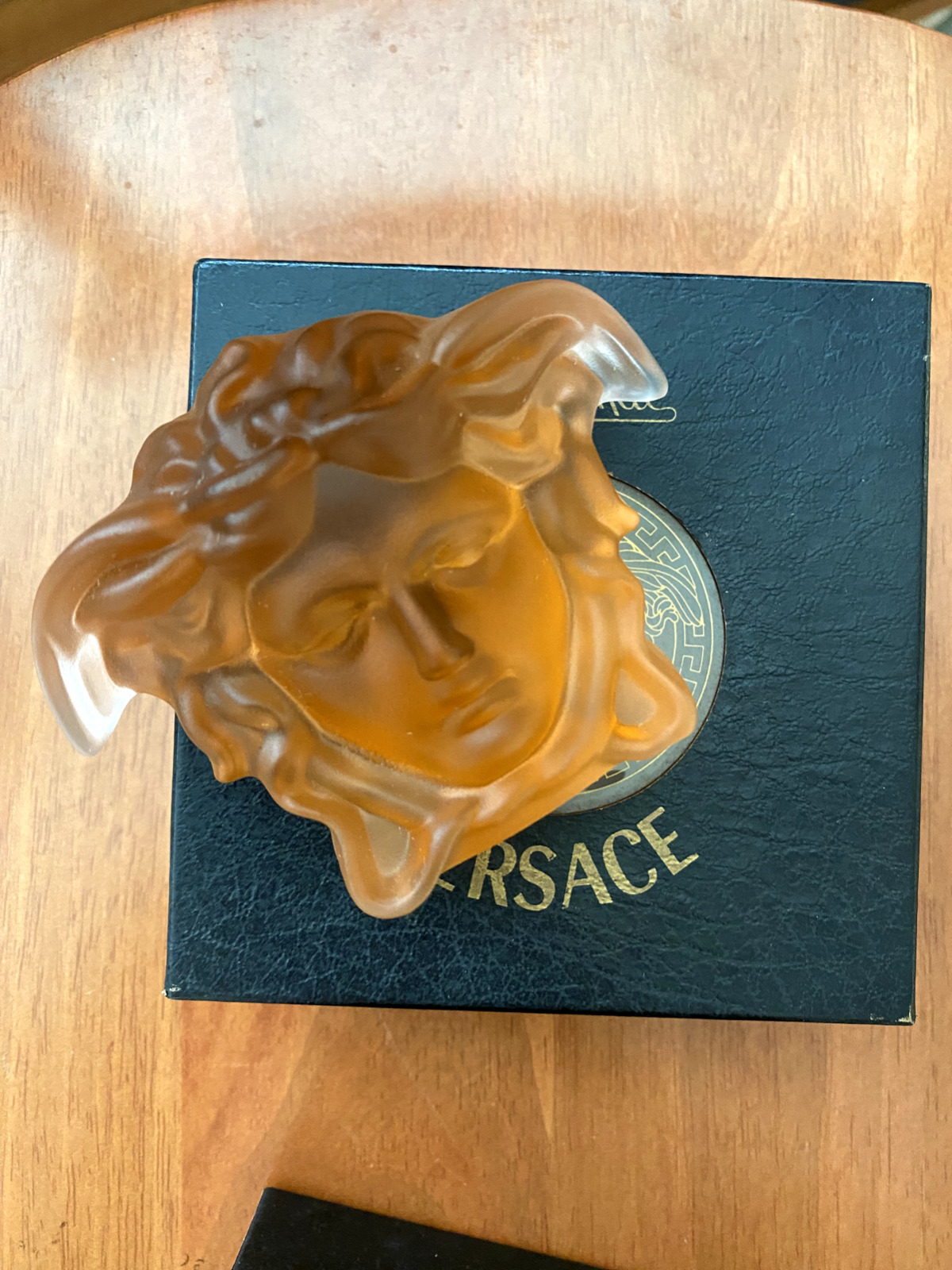 VERSACE ROSENTHAL MEDUSA, PAPERWEIGHT OFFICE HOME TABLE, DECOR
