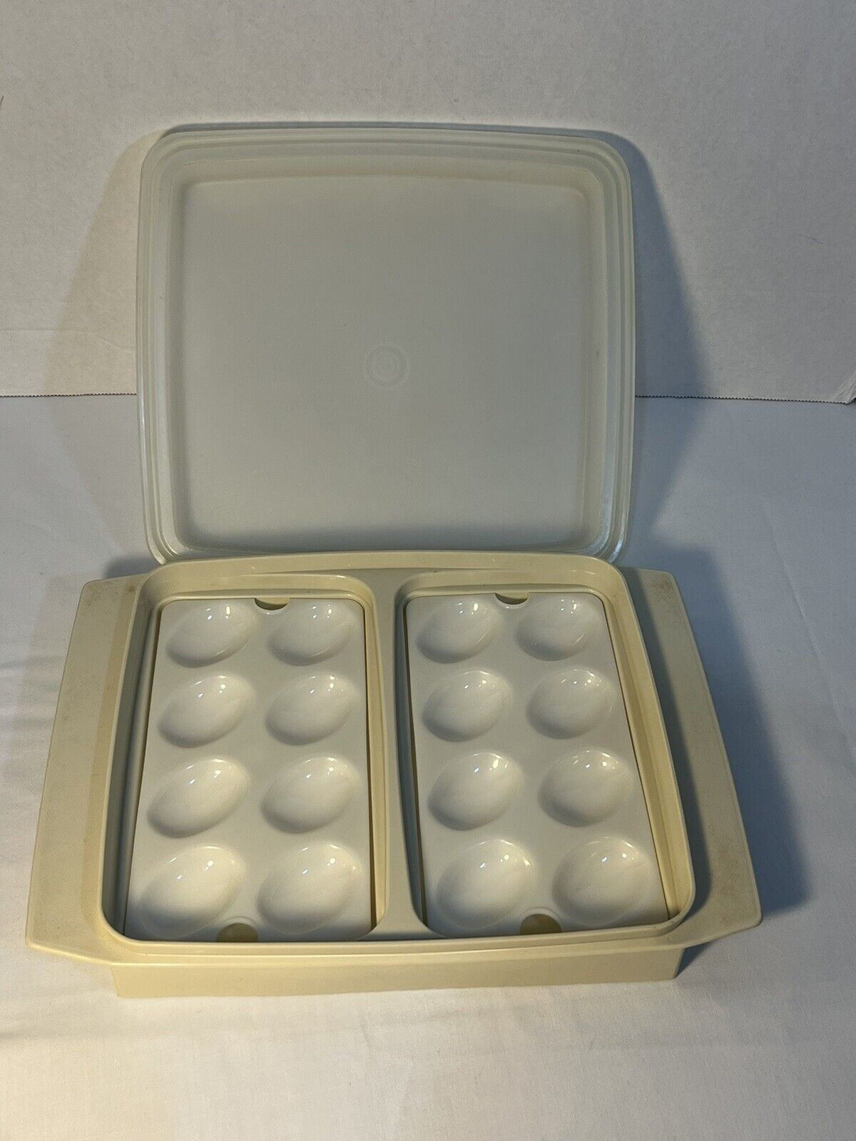 Vintage Tupperware 4 Piece Deviled Egg Carrier Keeper Tray Almond Color 723-4