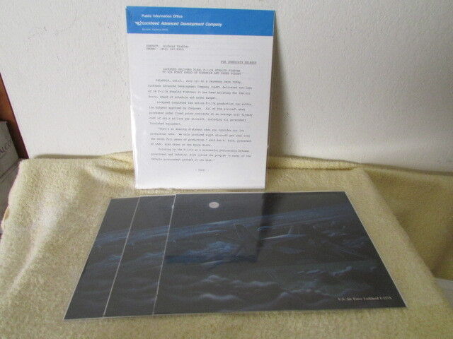 Vintage Lockheed F-117A Stealth Fighter Press Release Letter & Photo By LADC