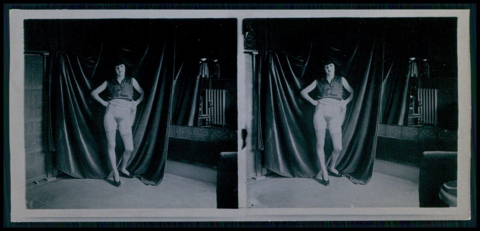 m19 Monsieur X small stereoview photo stereo card French nude original old c1925