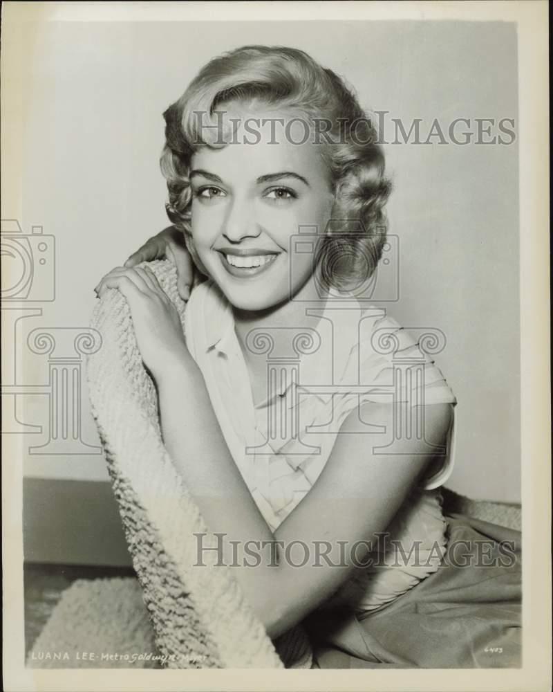 1955 Press Photo MGM Movie Actress Luana Lee - kfx43277