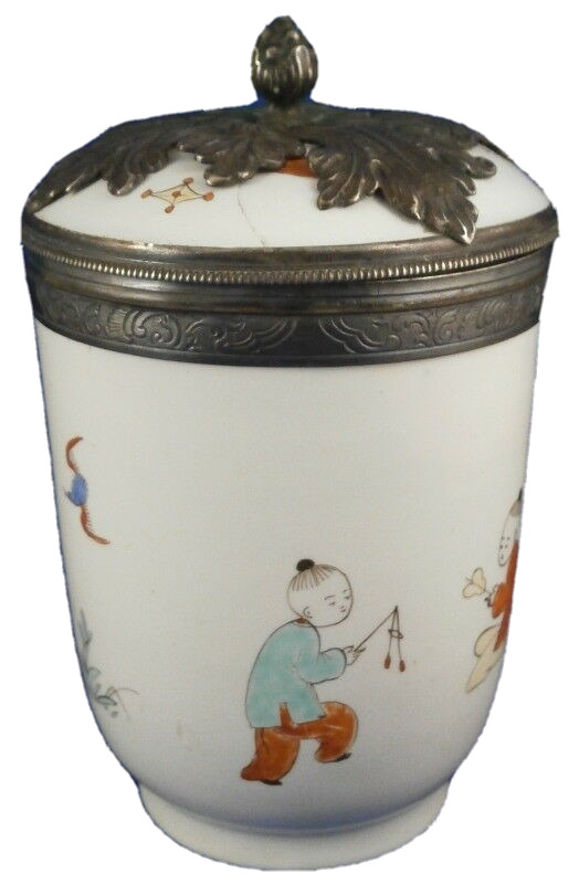 Antique 18thC Chantilly Soft Paste Porcelain Kakiemon Chinoiserie Scene Pot
