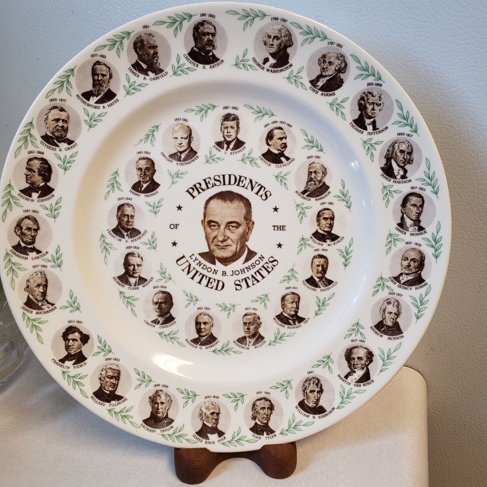 Vintage Lyndon B Johnson All Us President 10” Ceramic Commemorative Plate 