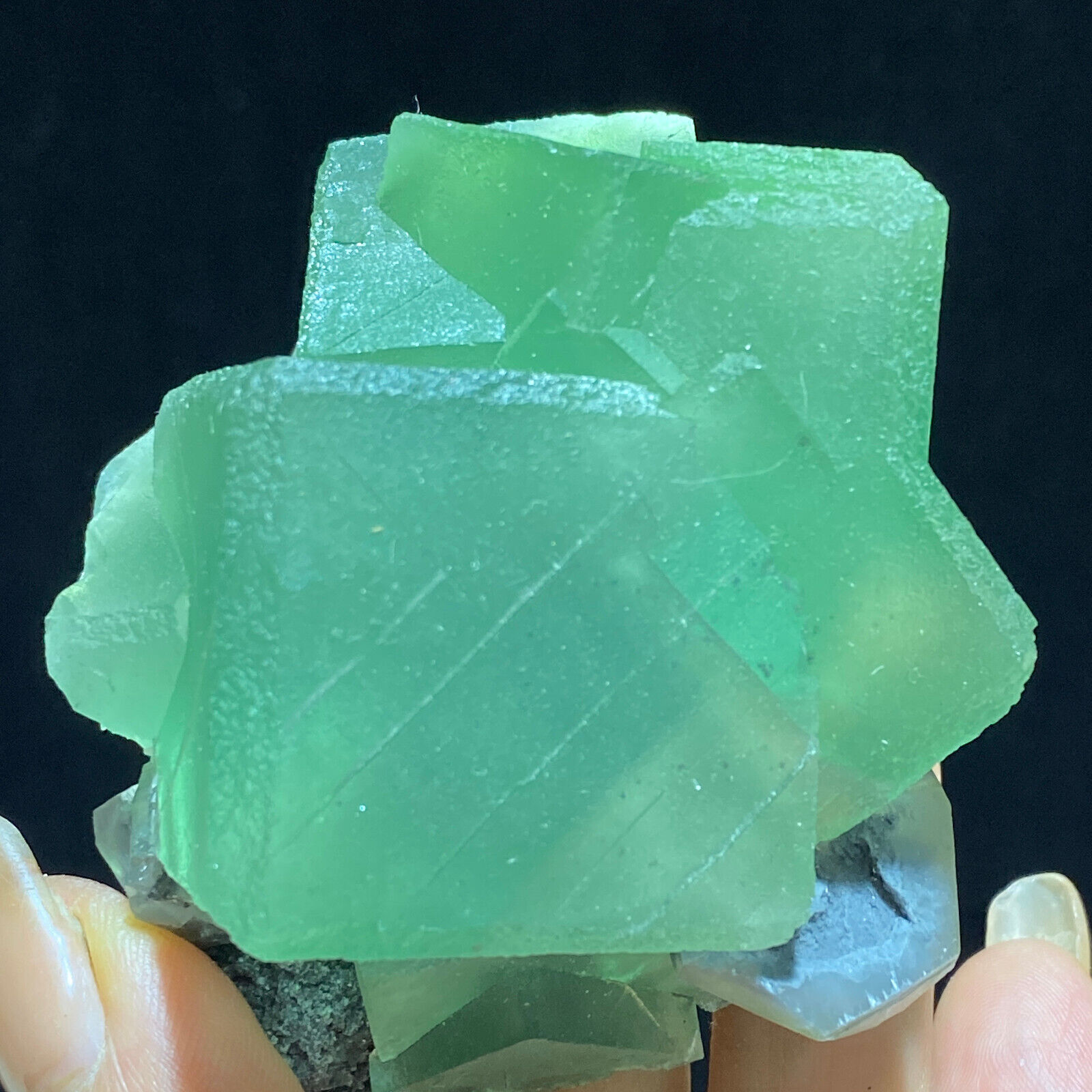 269g Natural Green Cubic Fluorite Crystal Mineral Specimen/XiangHuaLing