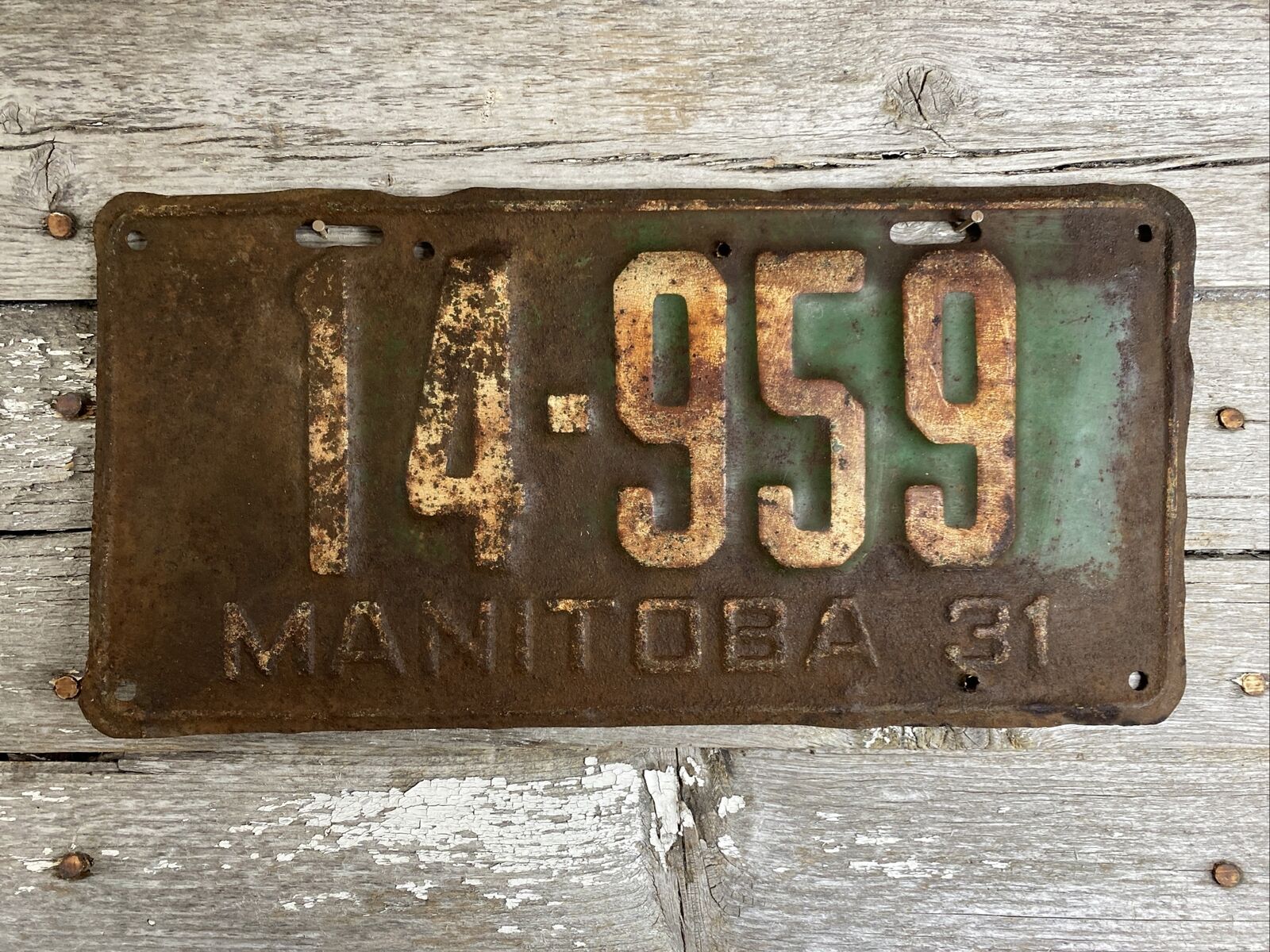 Vintage Manitoba License Plate 1931 #14-959 Canada