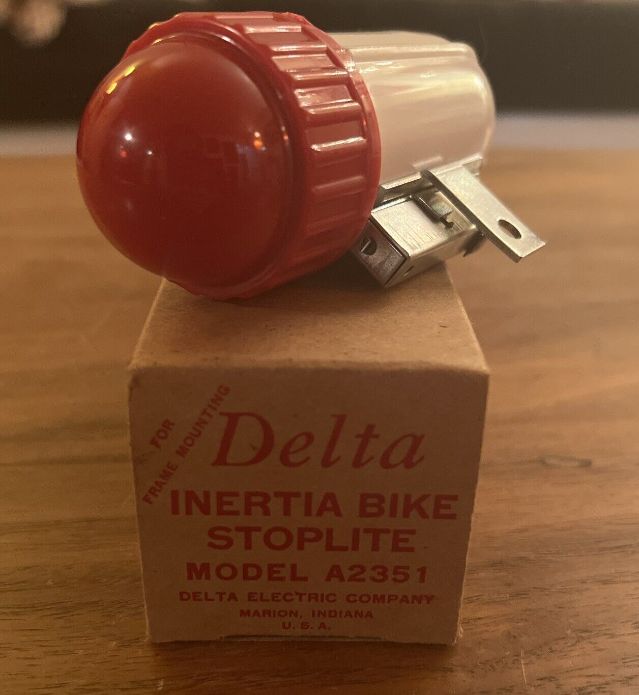 Vintage Bicycle  Delta Redbeam Tail-light  Made I. The USA NIB