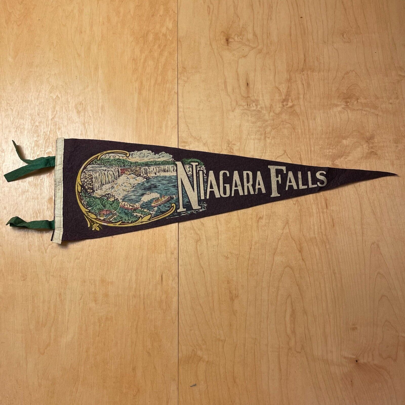 Vintage 1940s Niagara Falls Travel 8x26 Felt Pennant Flag