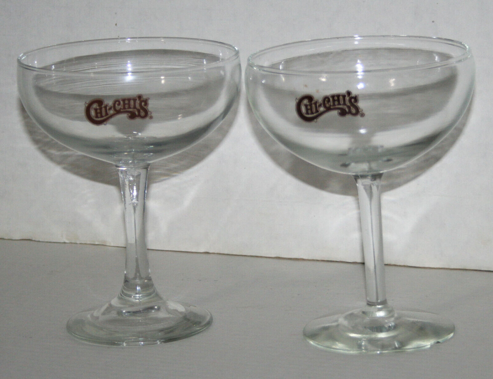 2 CHI CHI\'S Mexican Restaurant Margarita Glasses Red Logo on Clear Glass 16 Oz