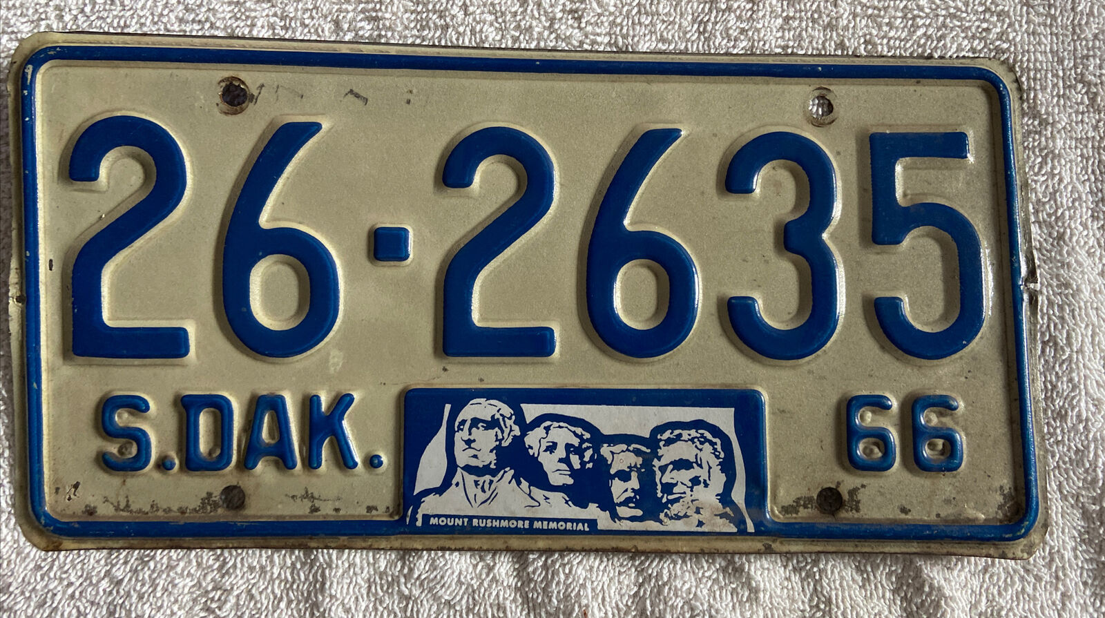 Good Solid 1966 SOUTH DAKOTA  LICENSE PLATE See My Other Plates