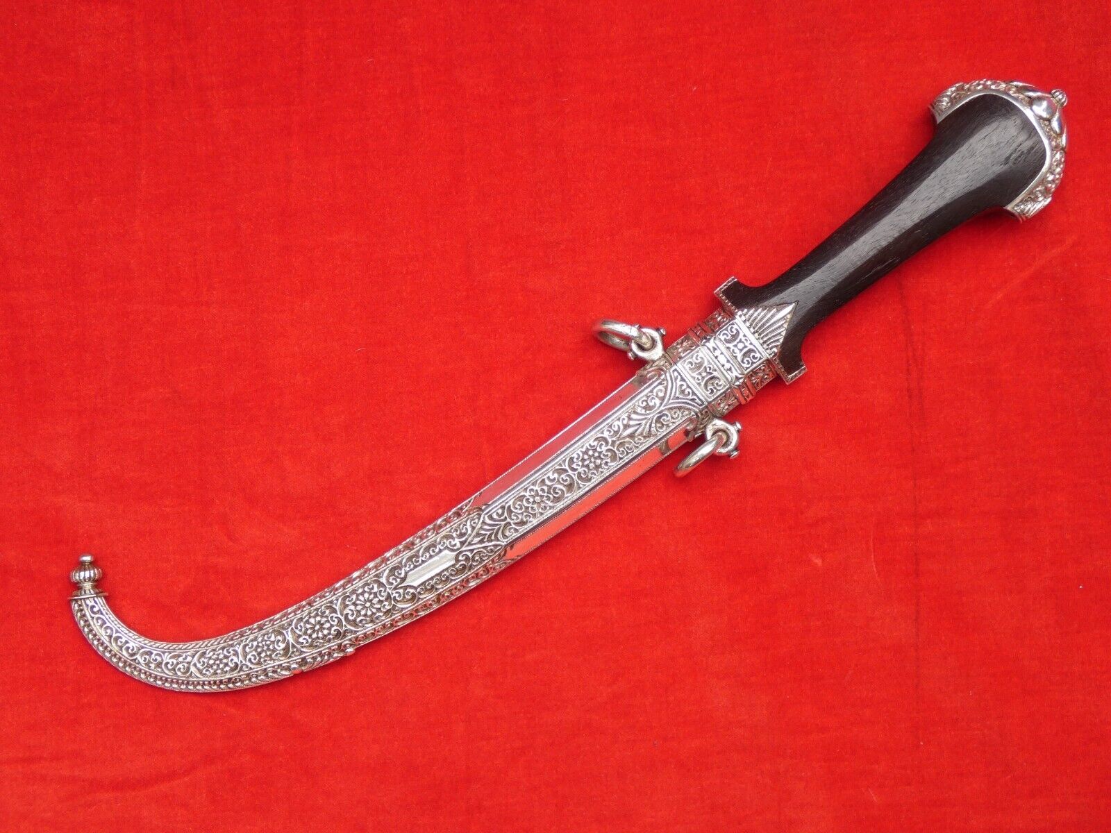 EXCEPTIONAL QUALITY ANTIQUE MOROCCAN DAGGER ISLAMIC ARAB MOROCCO MAGHREB sword 1