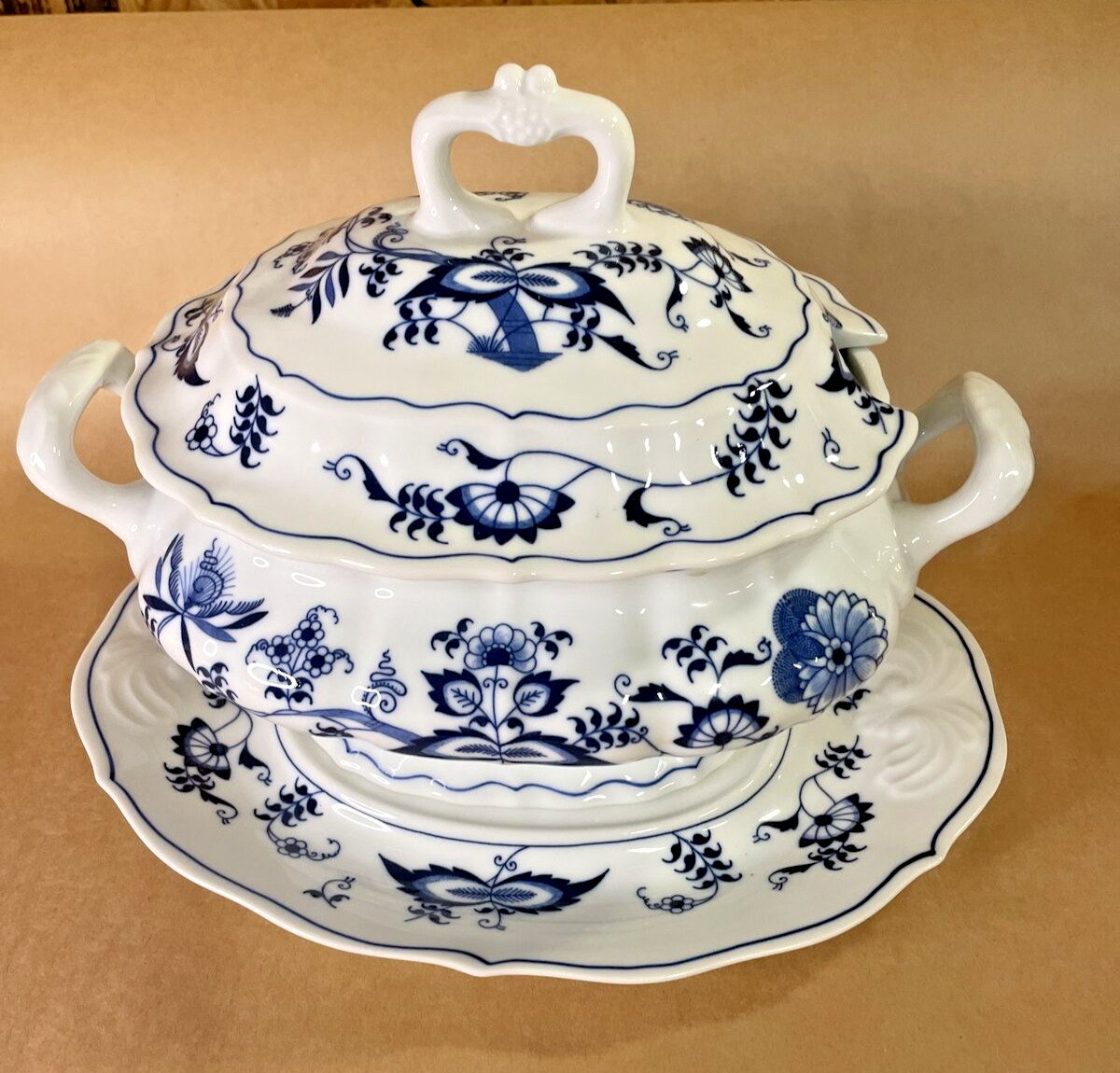 Vintage Blue Danube Soup Tureen and Lid with Under plate. No Ladle