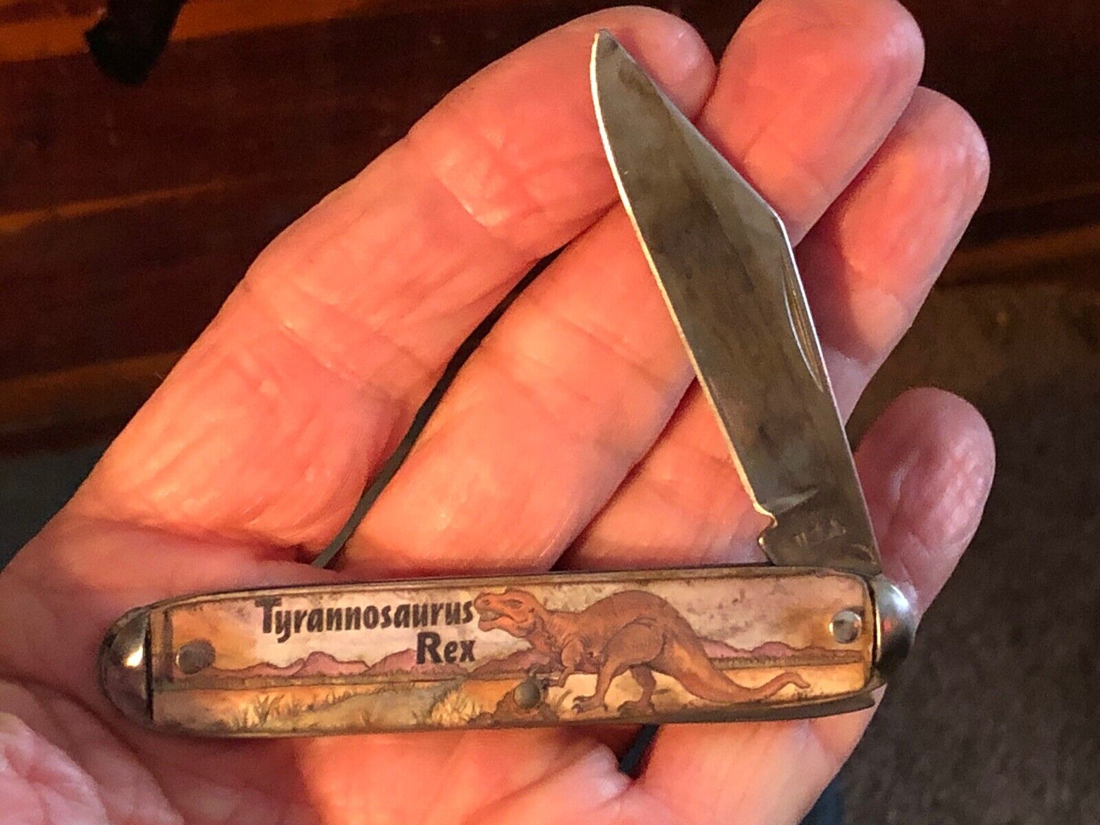 Vintage 3-1/2” USA 1-Bld TYRANNOSAURUS REX Handle Pocket Knife Tight No Wobble
