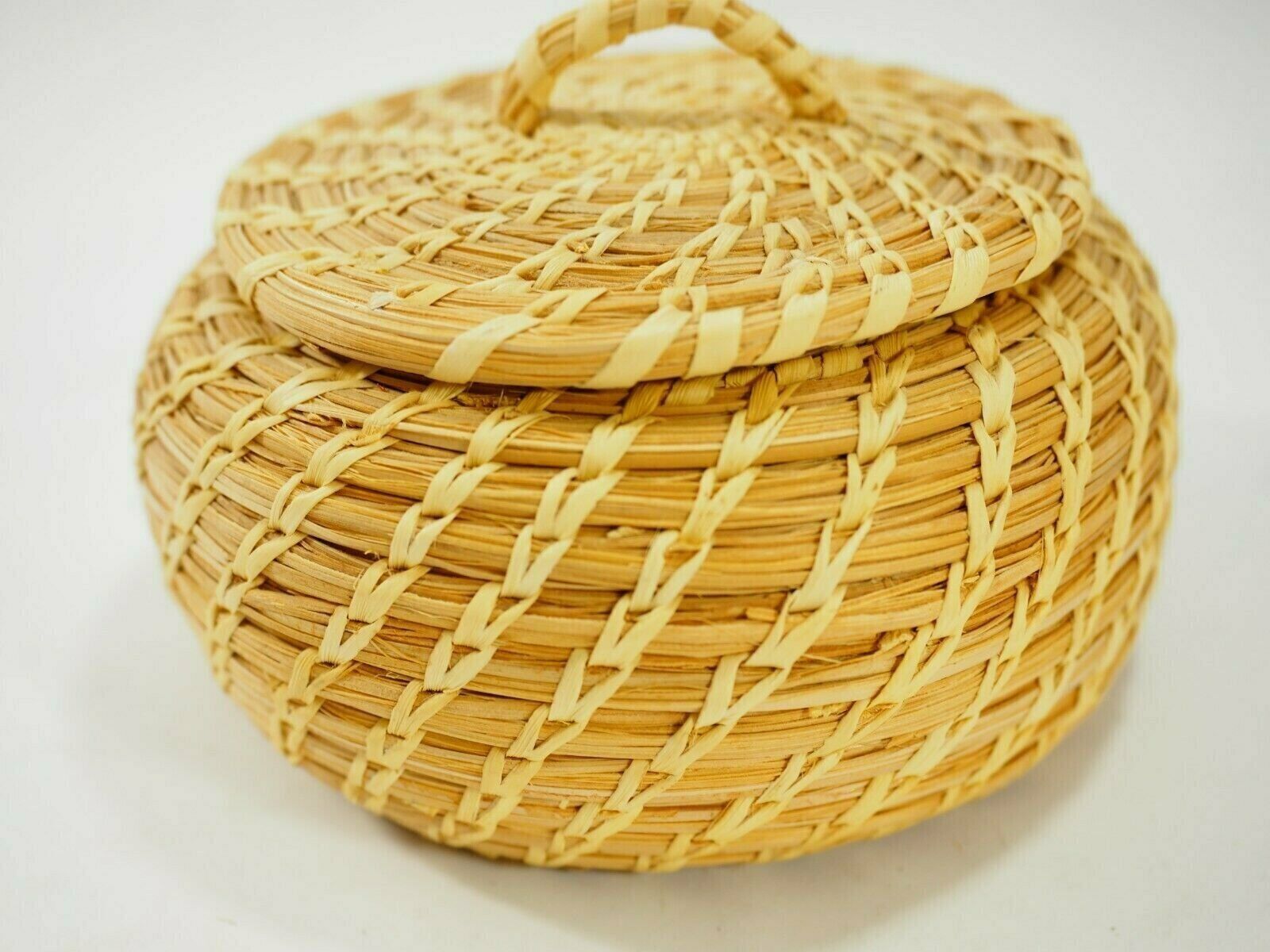 Vintage Papago Wheat Stitch Lidded Basket 5\