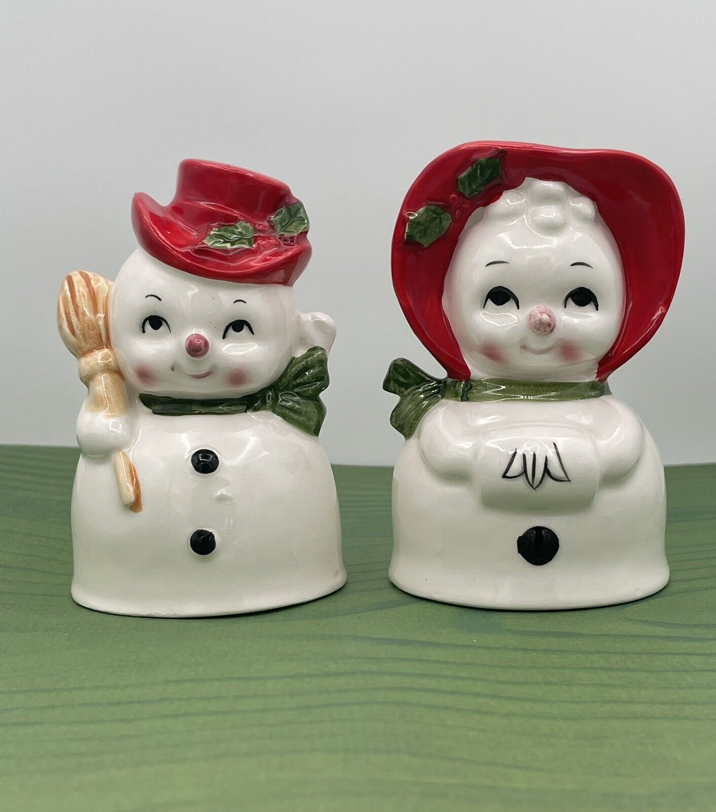 VTG Kitschy Mr. & Mrs. Snowmen Bells Set Lefton Frosty The Snowman MCM Japan 50s