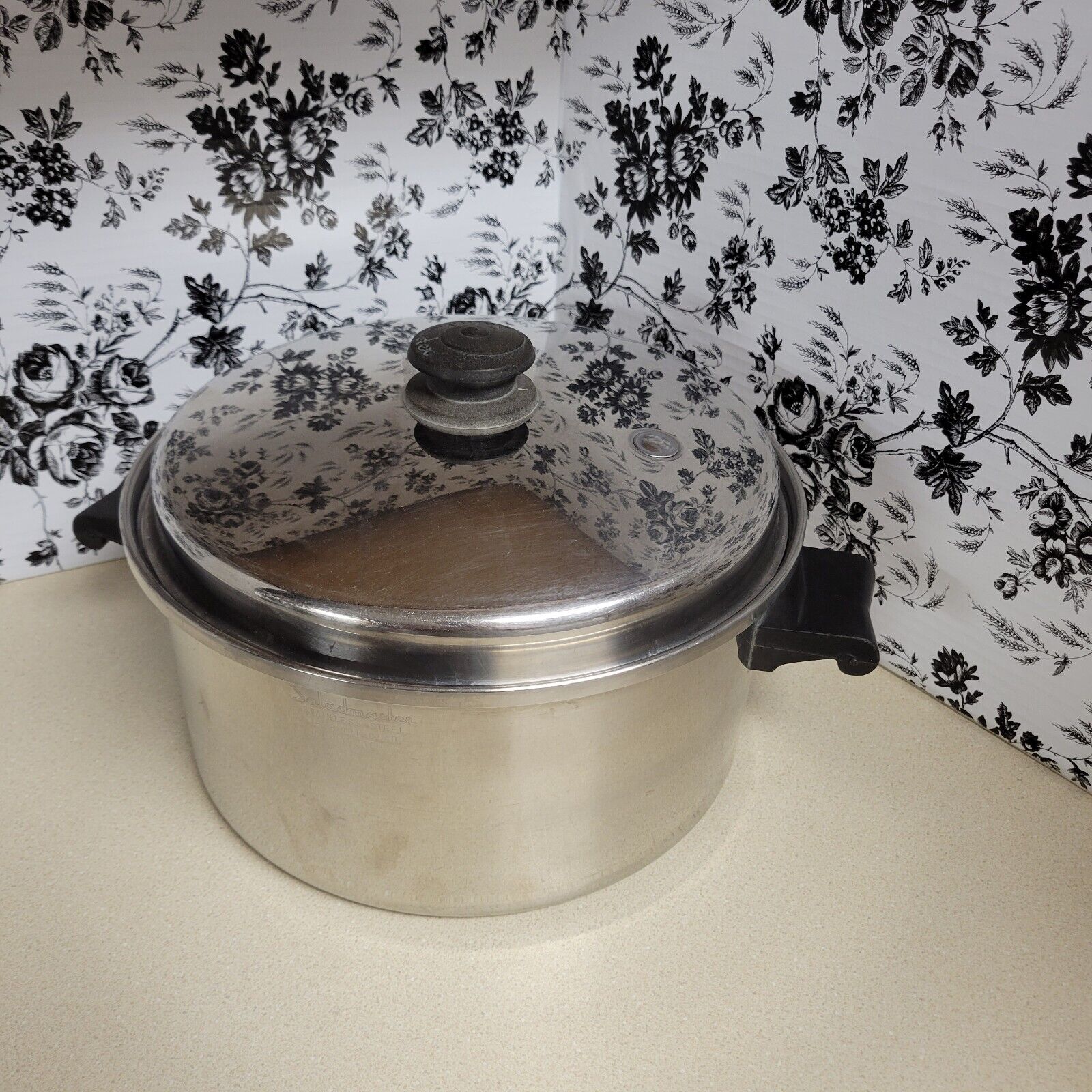 Salad Master 6 Qt Stock Pot Made in USA Stainless Steel Tri Clad 18-8 Vapo Lid