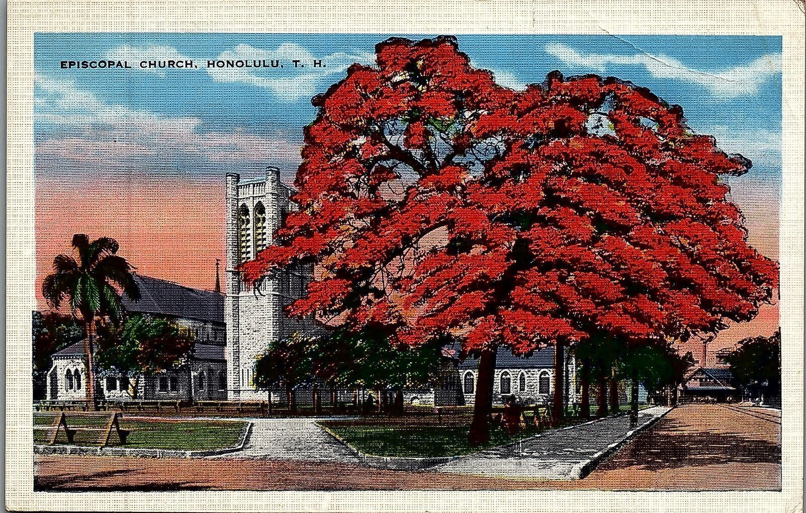 1935 HONOLULU T.H. EPISCOPAL CHURCH POICIANA TREE TROLLEY TRACKS POSTCARD 26-146