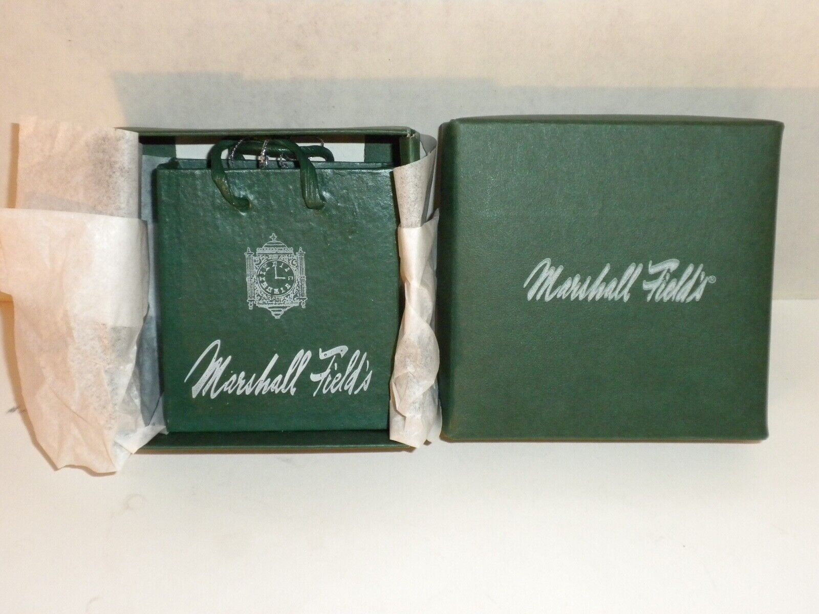 Marshall Field\'s Green Shopping Bag Christmas Ornament w/ MF Box NWT NEW