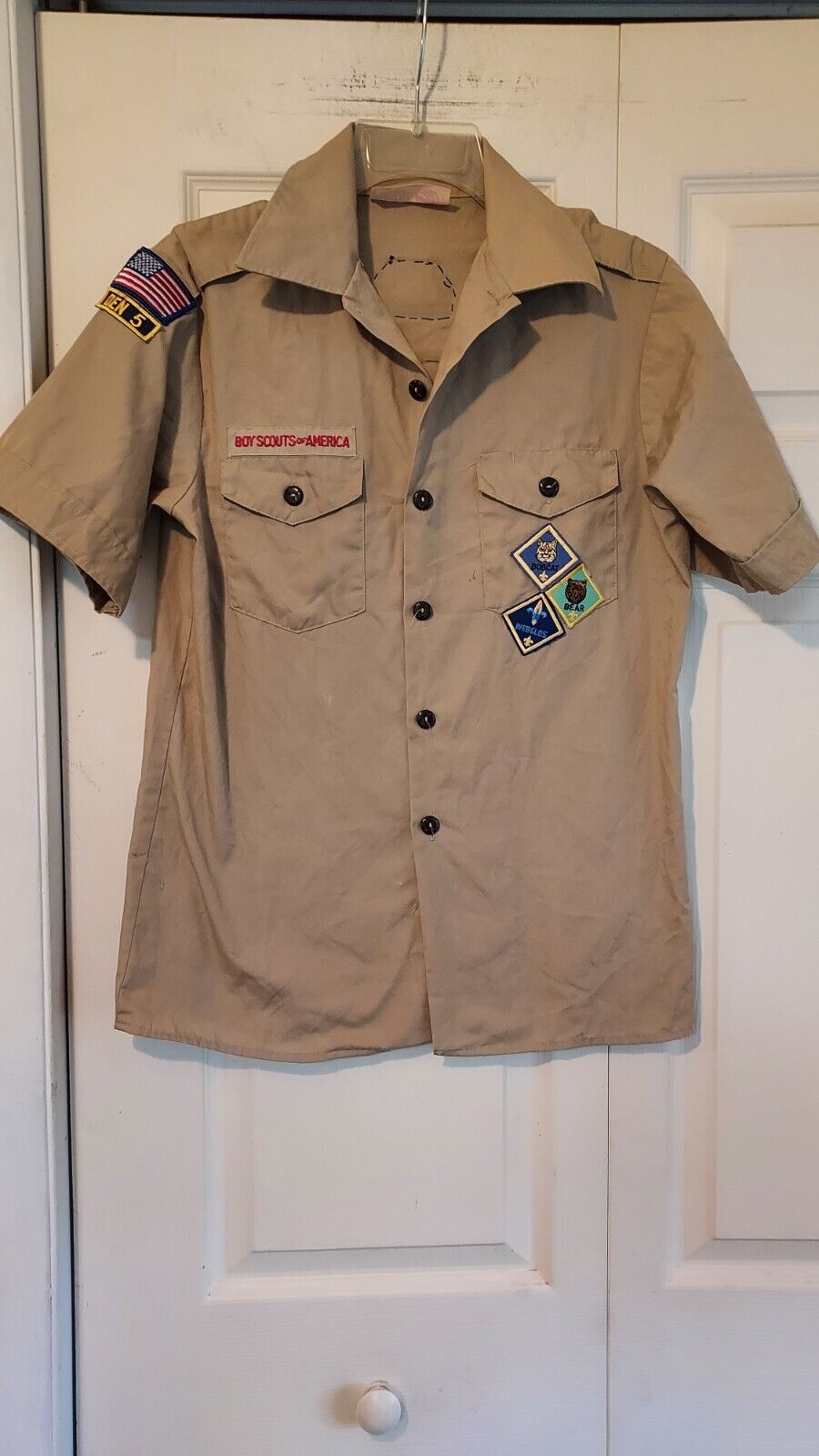 Vintage Boy Scouts of America Youth Shirt Size Large Patches USA READ 