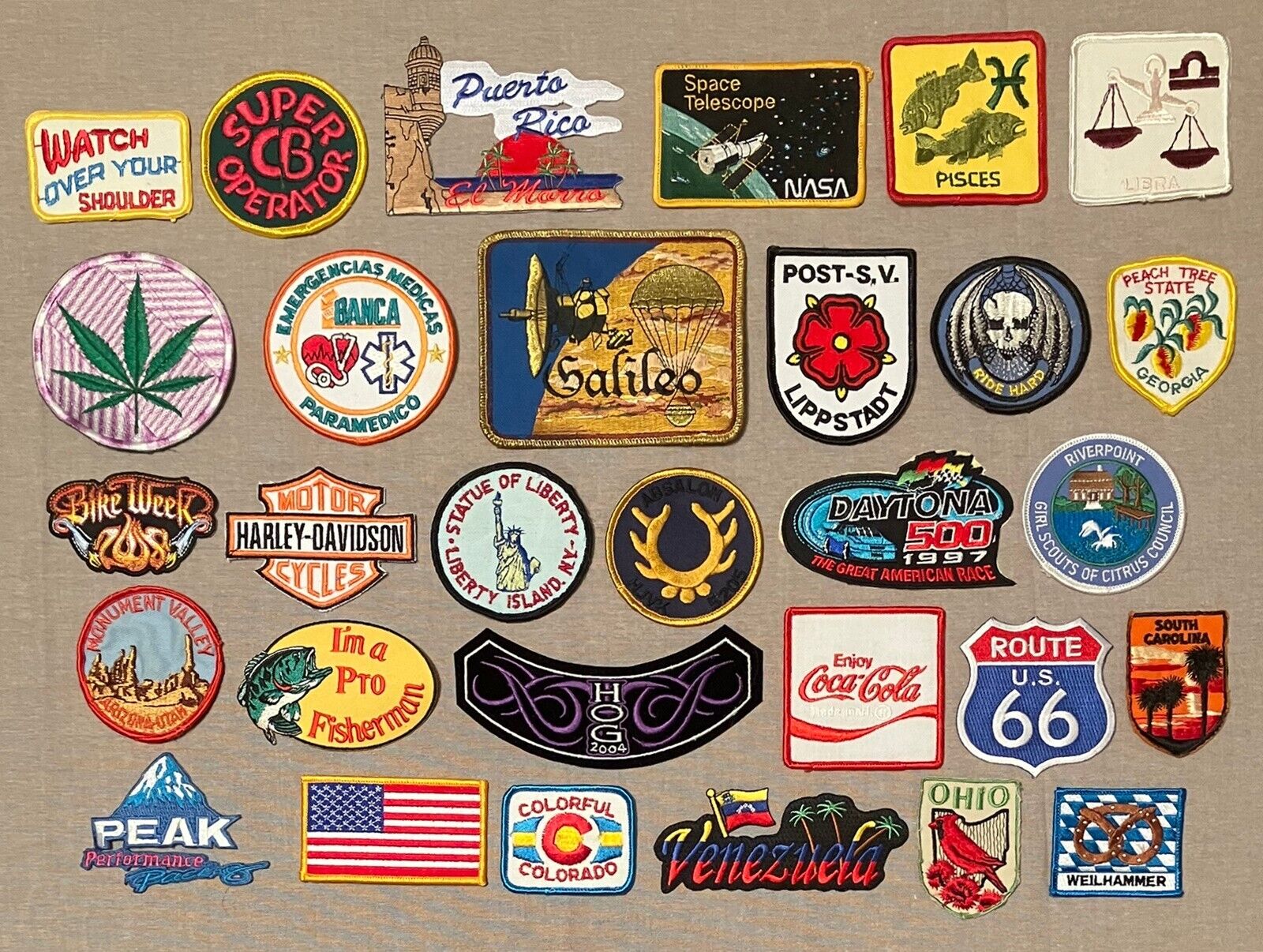 Vintage Lot of 30 Souvenir PATCHES Travel USA States NASA Biker Racing Zodiac ++