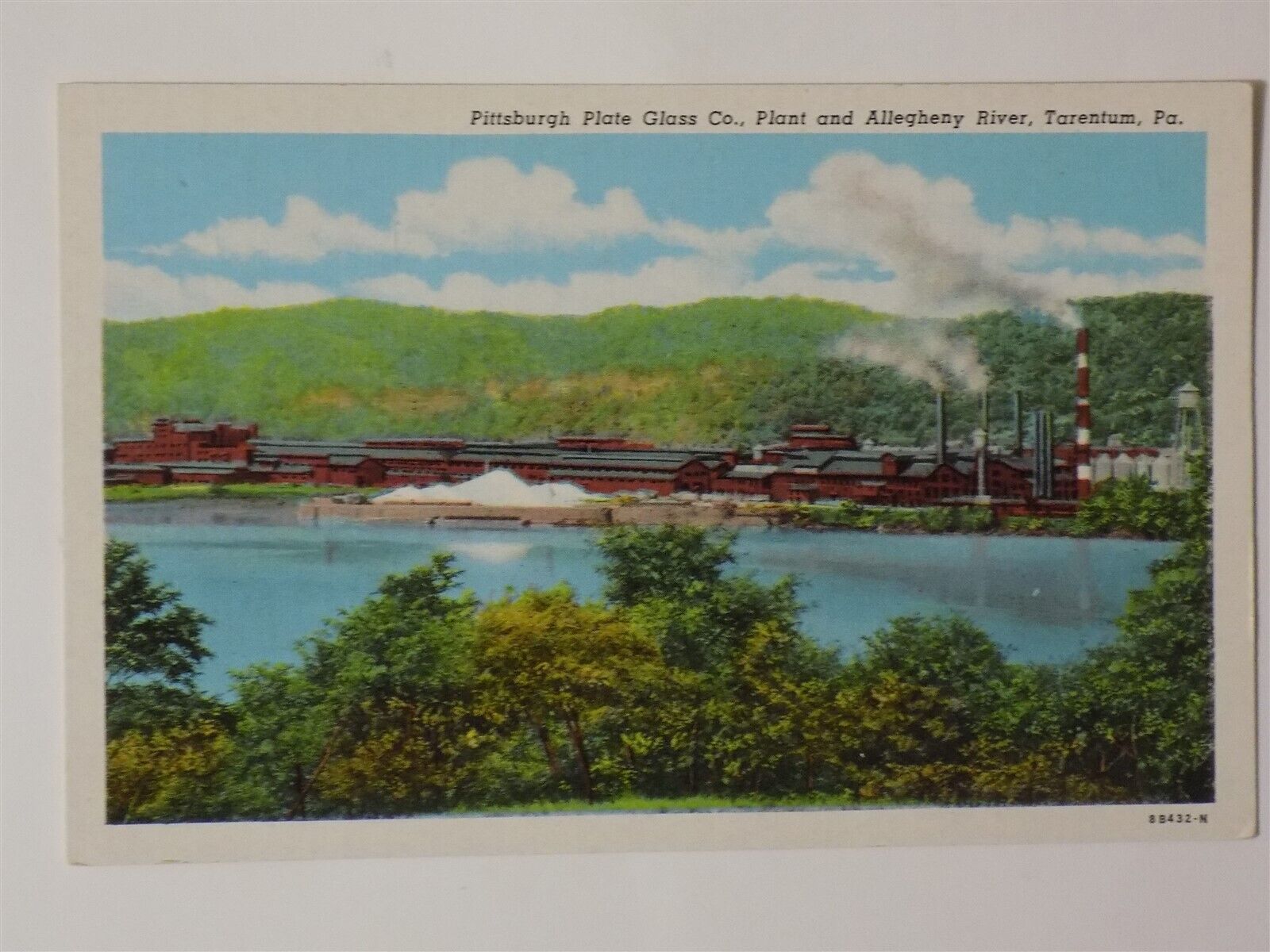 Tarentum, Pennsylvania PA ~ Pittsburgh Plate Glass Co. Plant 1940s L747
