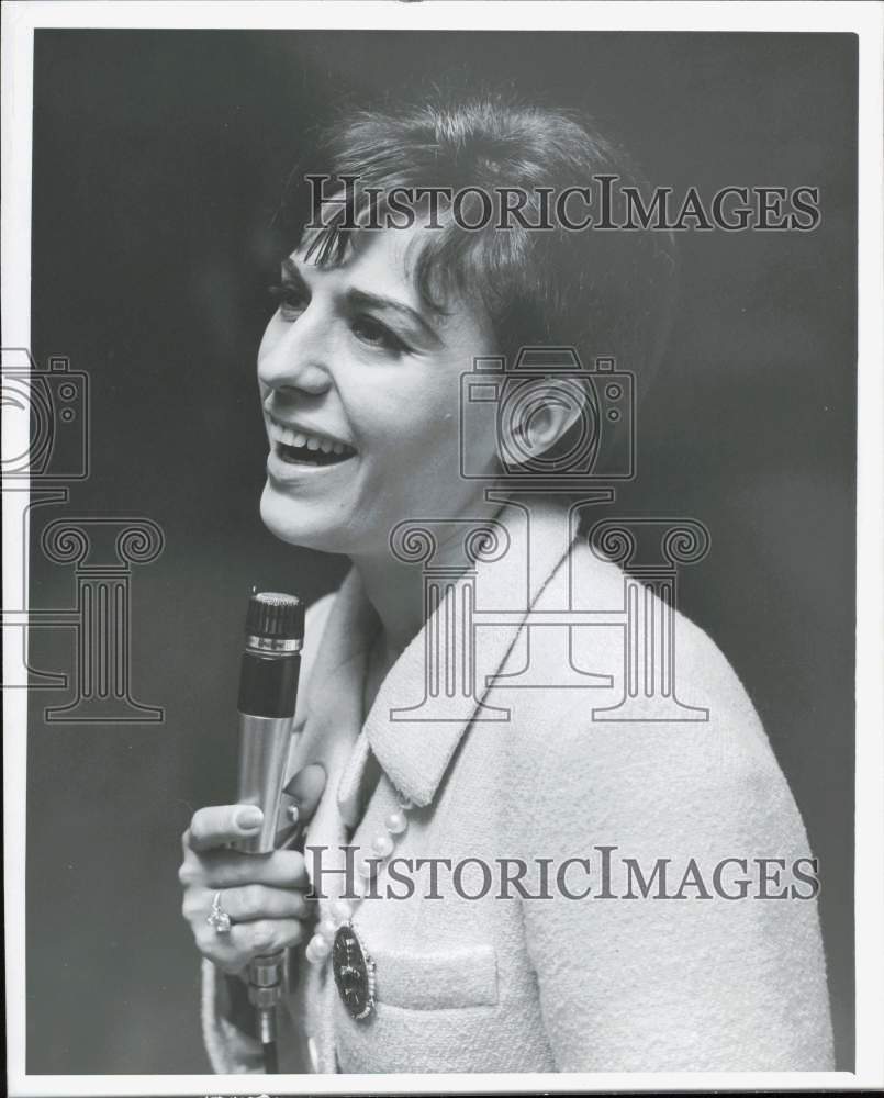 1966 Press Photo Joni James, singer - afa67284