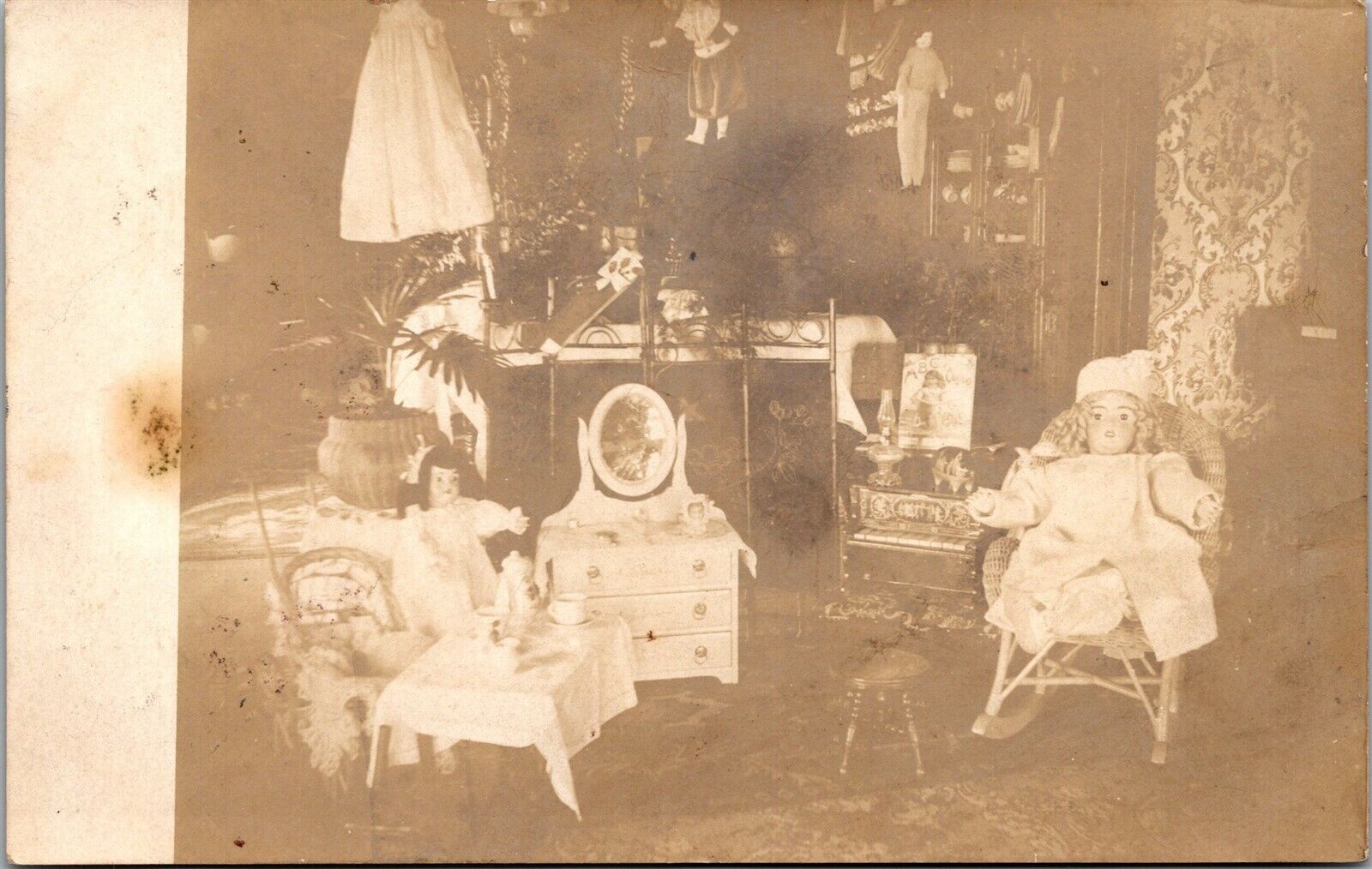 Vtg Antique Dolls Furniture Organ Toy Tea Set Store Display? 1905 RPPC Postcard