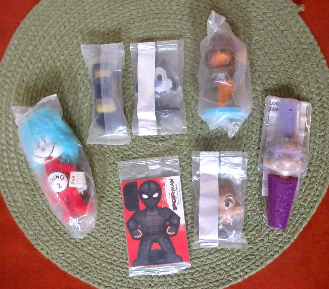 7 Kellogg\'s Cereal Box Toys Thing2 Spiderman Card Fish Bobblehead Unopened