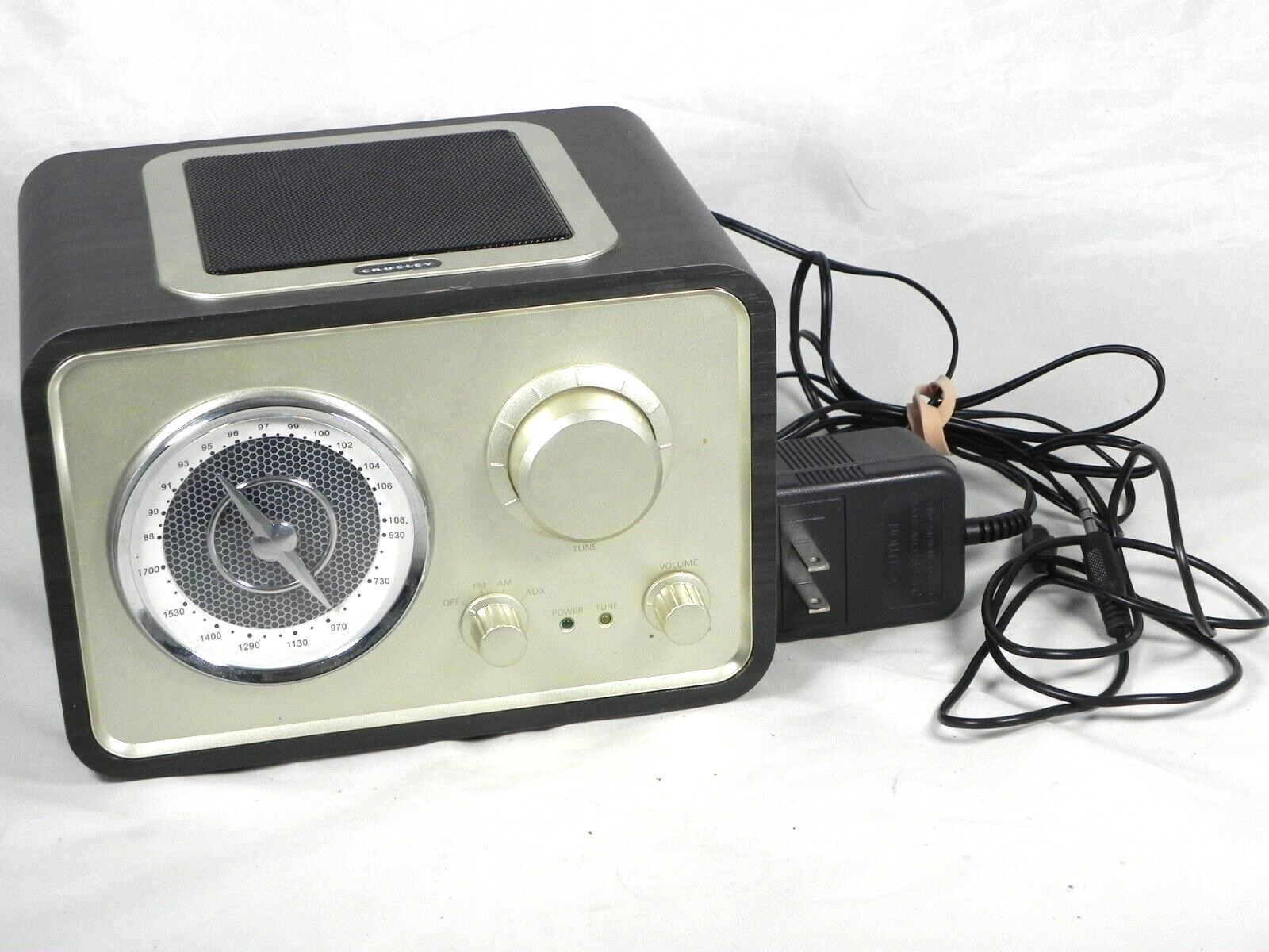 Crosley Solo AM/FM AUX Receiver Model CR3003A-BK Radio Mid Century Modern Style
