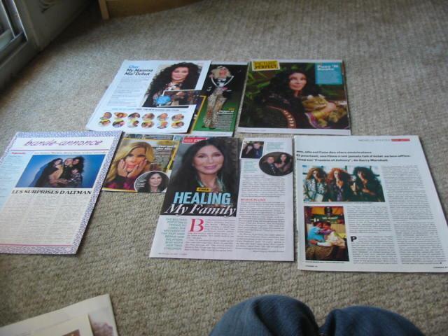 2ND LOT CHER  FRENCH  US MAGAZINE CLIPPINGS COUPURES DE PRESSE