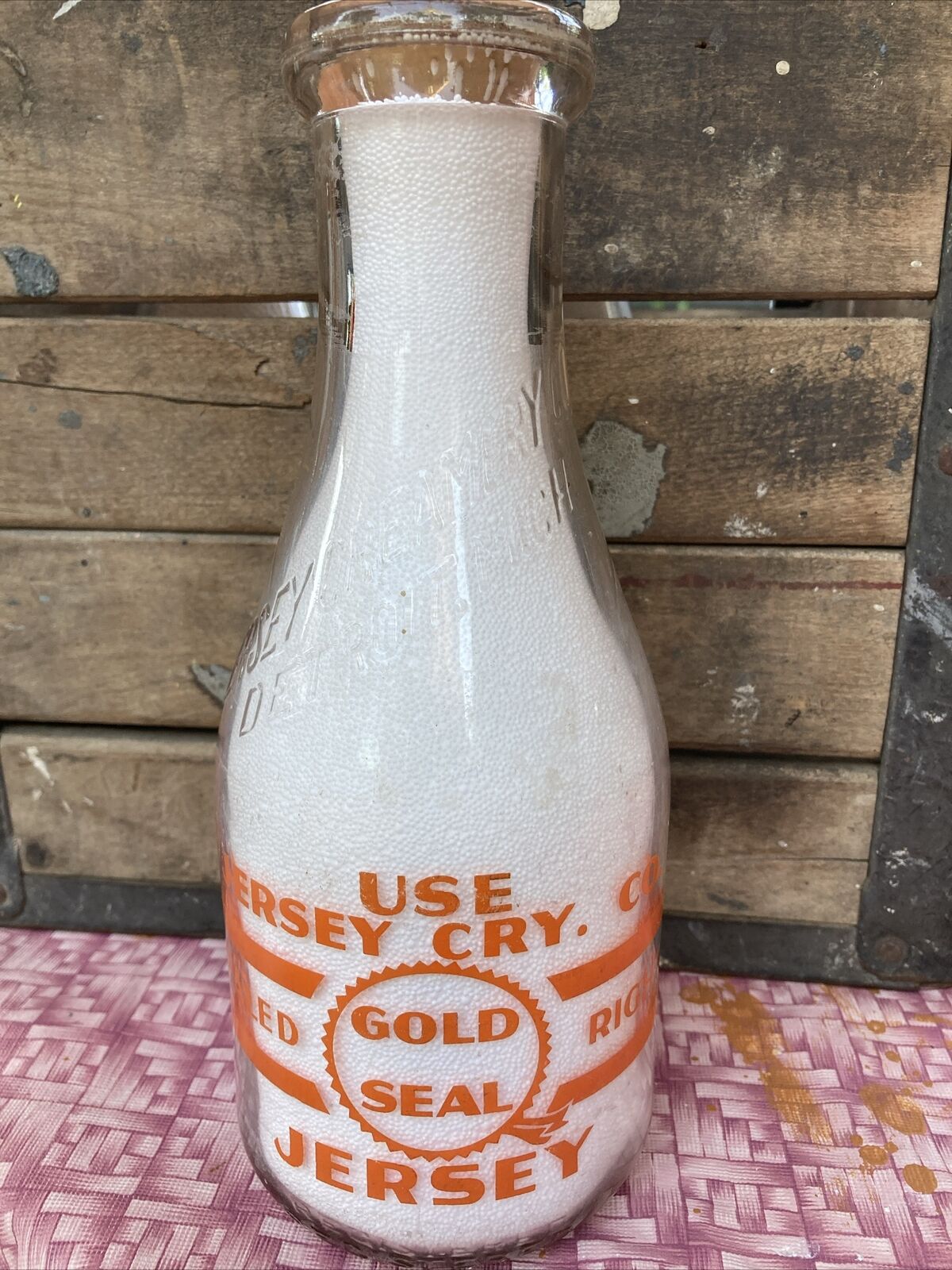 Milk Bottle Jersey Creamery Co Dairy Detroit MI WAYNE COUNTY Gold Seal