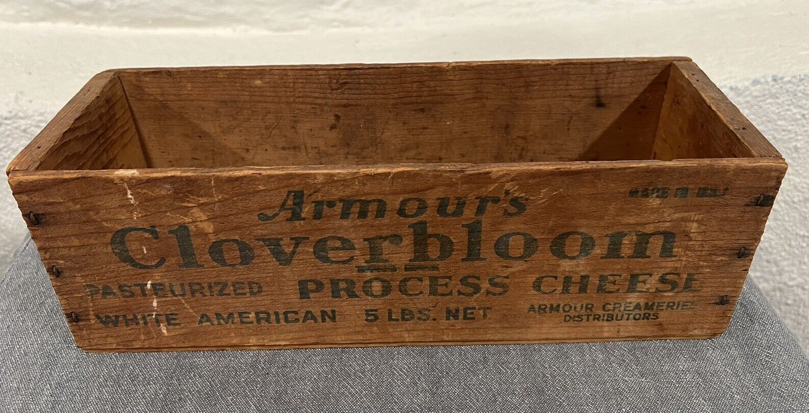 Vintage Cheese Box Wooden  Armours Cloverbloom Process Color American 5 lb