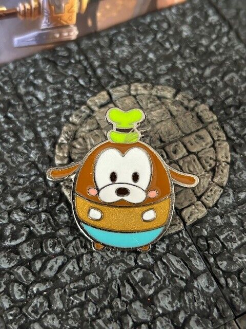 Goofy Ufufy HKDL Hong Kong Booster Disney Collectible Trader Pin